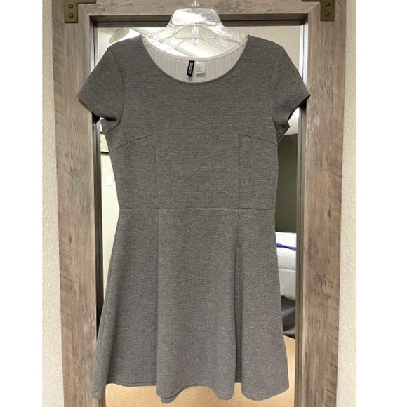 H&M Divided Grey Mini Dress - Picture 1 of 7